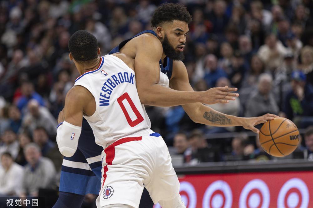 牵动着球迷 牵动着球迷